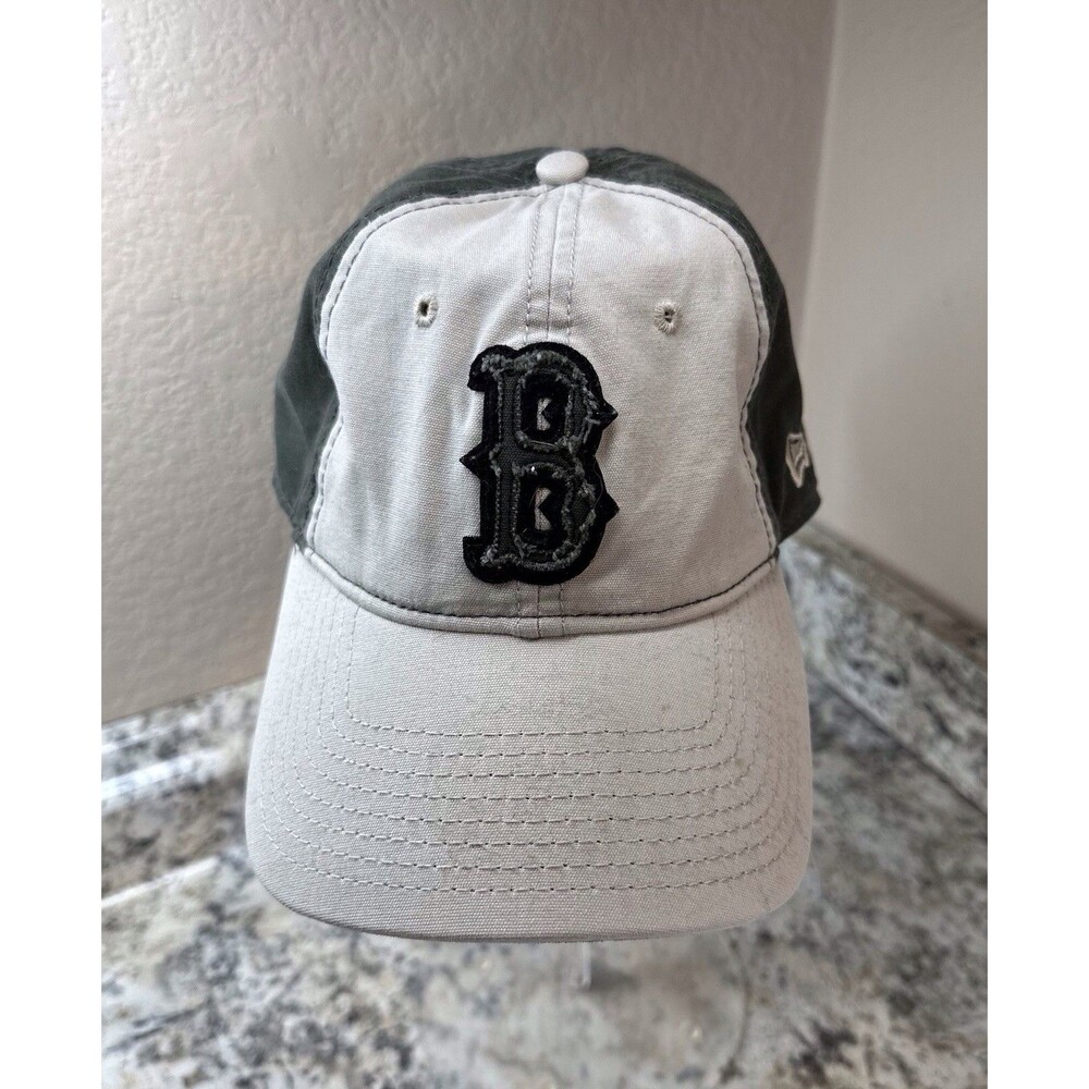 Boston Red Sox MLB New Era Strap Back Hat Cap Khaki Embroidered Casual